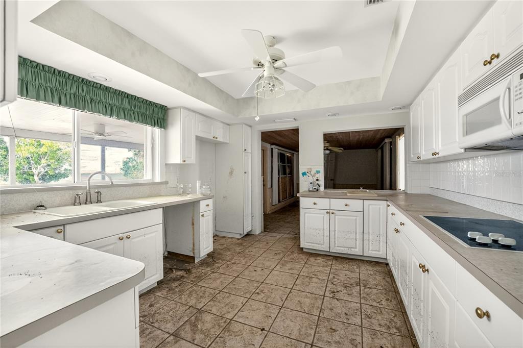 12500 Placida Road Placida, FL 33946 - Photo 13 of 36