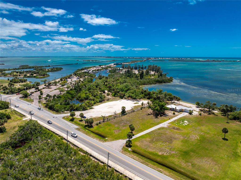 12500 Placida Road Placida, FL 33946 - Photo 5 of 36