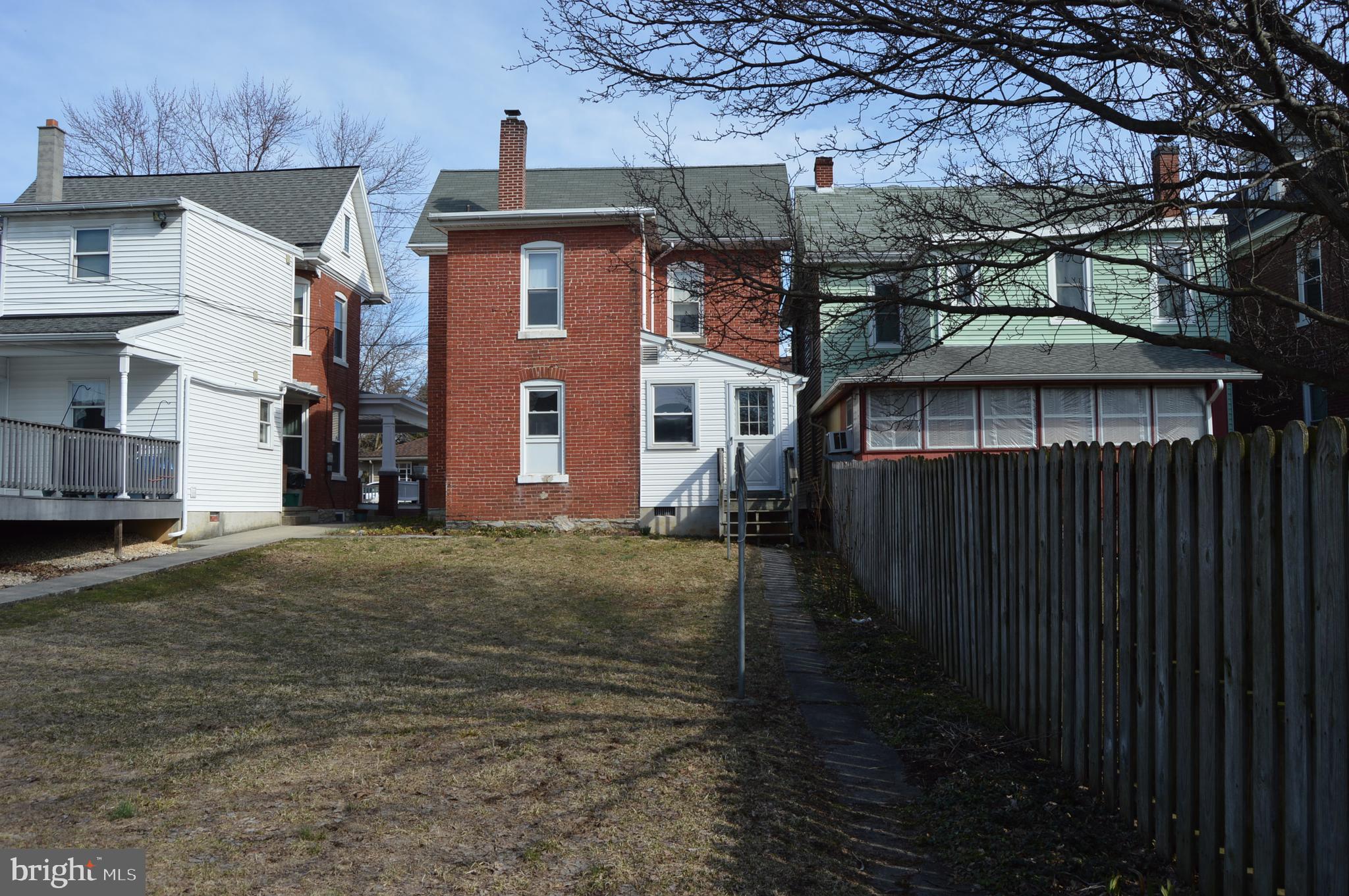 136 Front Street Lititz, PA 17543 - Photo 4 of 18