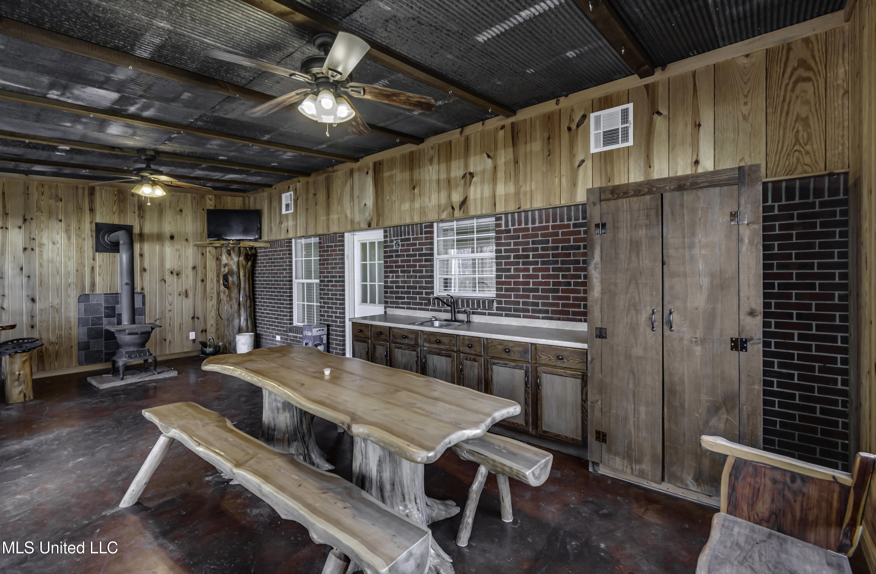 110 Scr 129 Mendenhall, MS 39114 - Photo 52 of 93 110 SCR 129-129-32