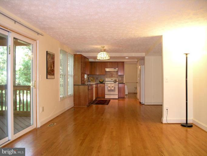12611 Bayard Drive Reston, VA 20191 - Photo 17 of 30 Family Room #2