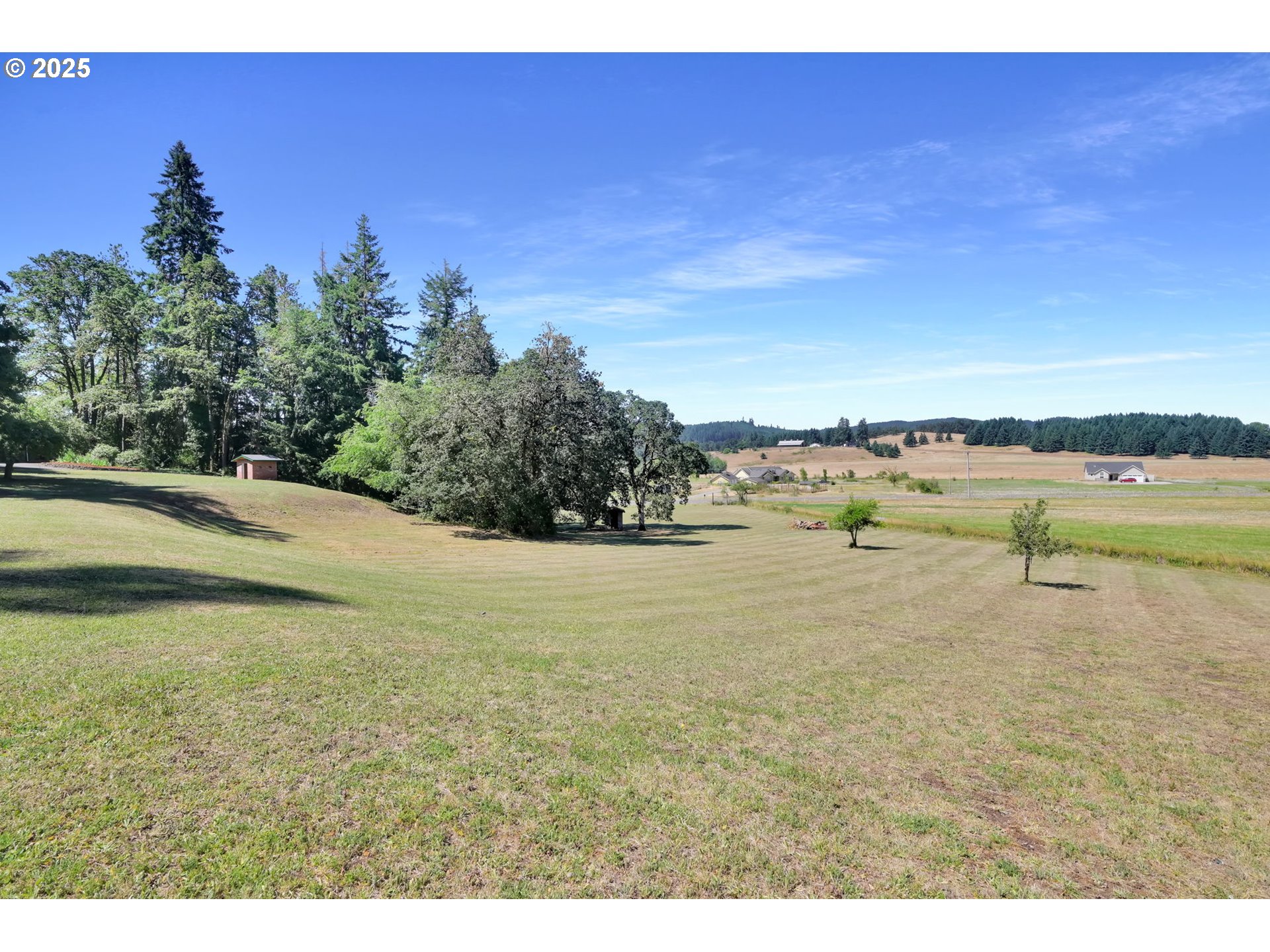 28291 Gimpl Hill Road Eugene, OR 97402 - Photo 37 of 44 Gallery Image 37