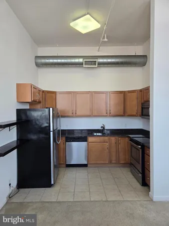 $2,075 | 4368 Cresson Street, Unit 206, Philadelphia, PA 19127