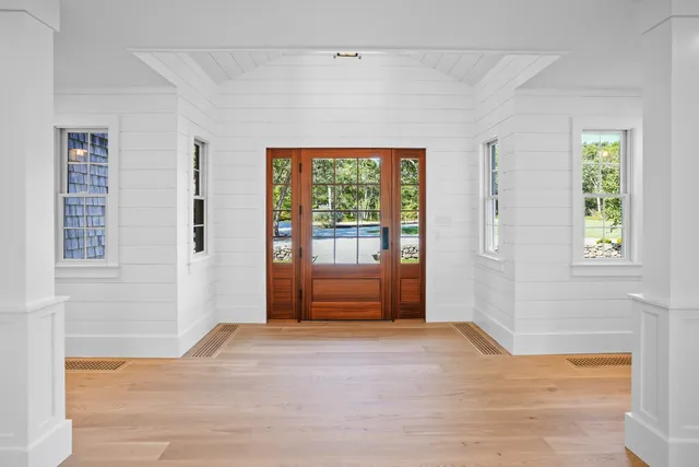 $7,950,000 | 6 Jane's Cove Road, Edgartown, MA 02539