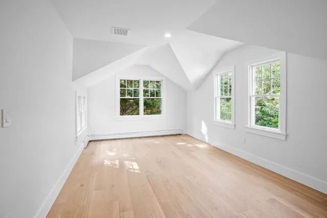 $7,950,000 | 6 Jane's Cove Road, Edgartown, MA 02539