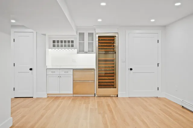 $7,950,000 | 6 Jane's Cove Road, Edgartown, MA 02539