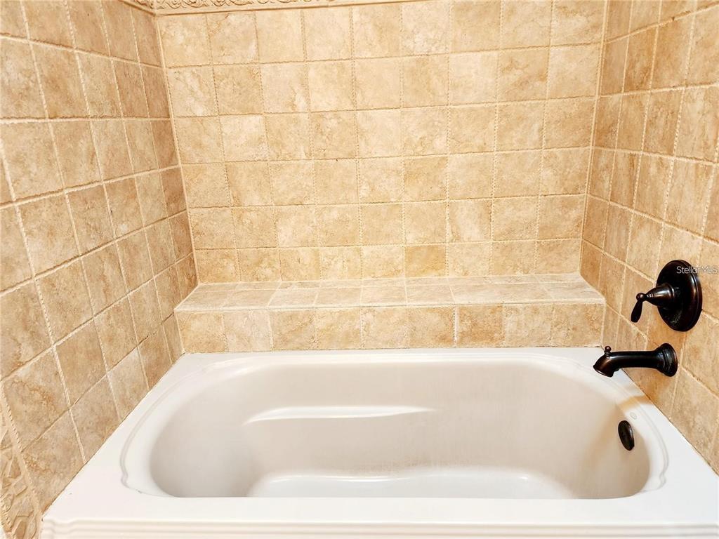 4356 Middlebrook Road, Unit 3 Orlando, FL 32811 - Photo 7 of 9