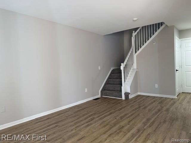 3865 Hunters Way Court Canton, MI 48188 - Photo 5 of 19