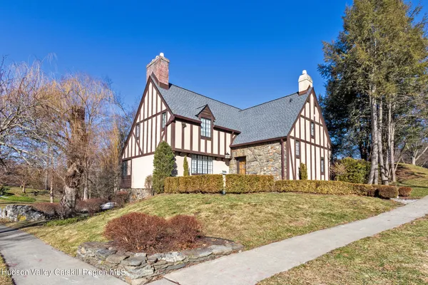 $597,000 | 1 West Winding Road, Poughkeepsie, NY 12601