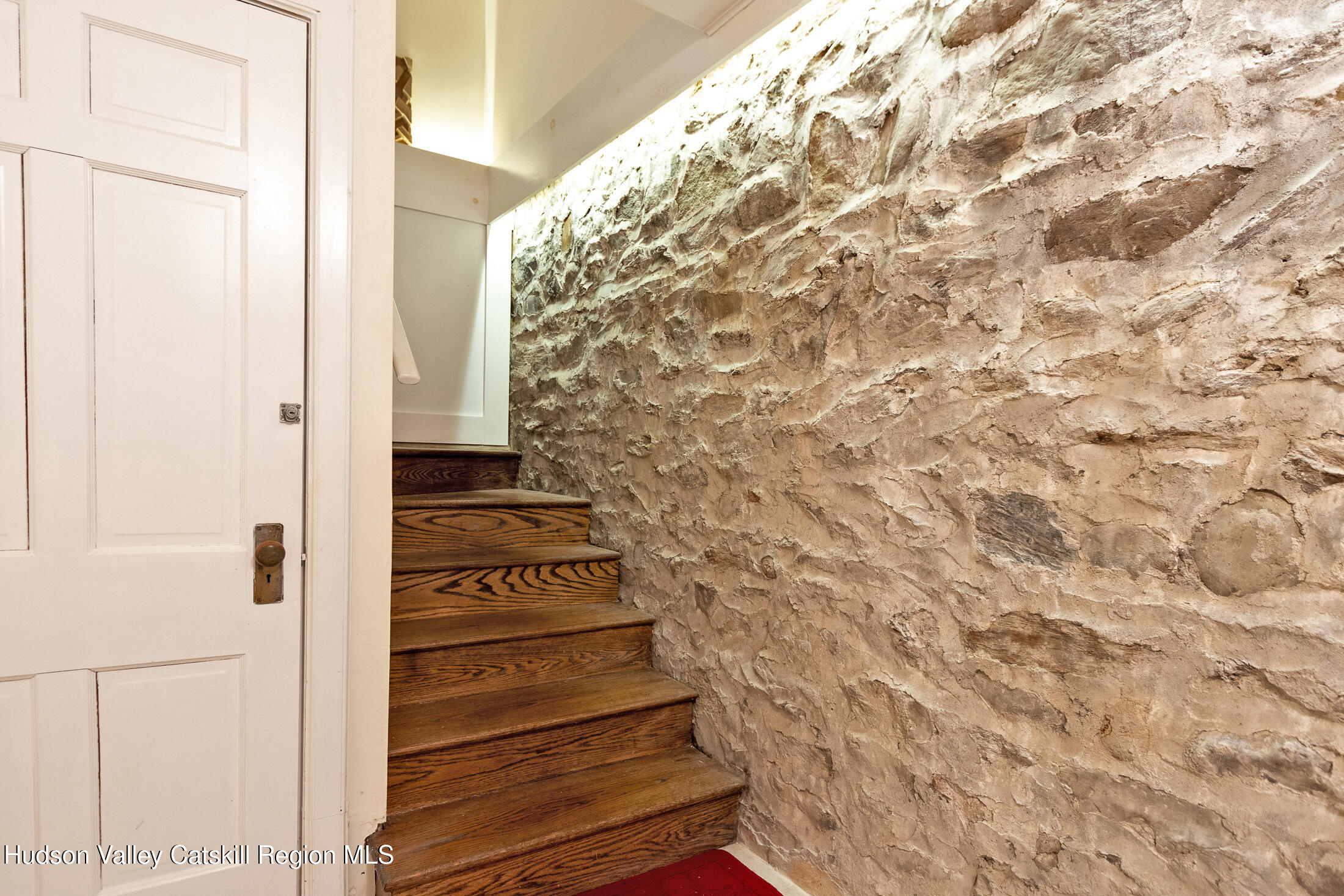 1 West Winding Road Poughkeepsie, NY 12601 - Photo 29 of 40 1 W Winding Rd-27