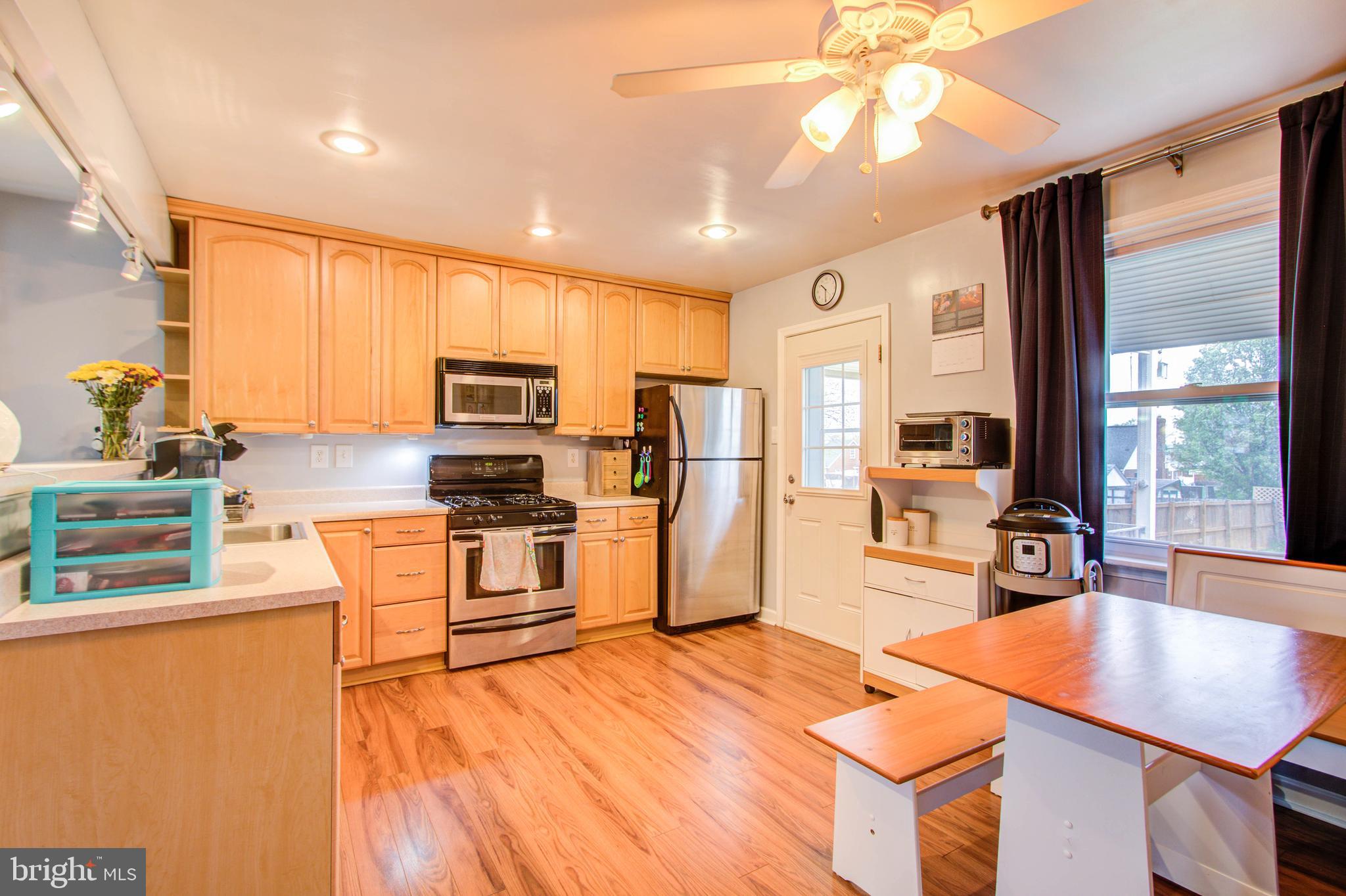 8501 Coco Road Baltimore, MD 21237 - Photo 3 of 29