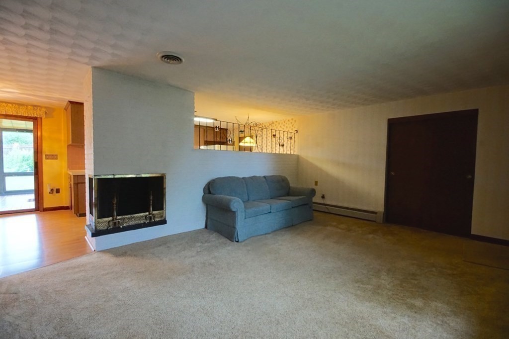 60 Amherst Road Beverly, MA 01915 - Photo 13 of 32 Gallery Image 13