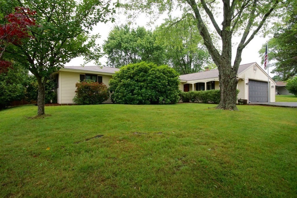 60 Amherst Road Beverly, MA 01915 - Photo 4 of 32 Gallery Image 4