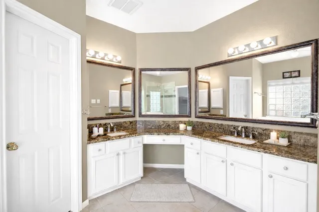 $375,000 | 10806 Shell Creek Court, Houston, TX 77064