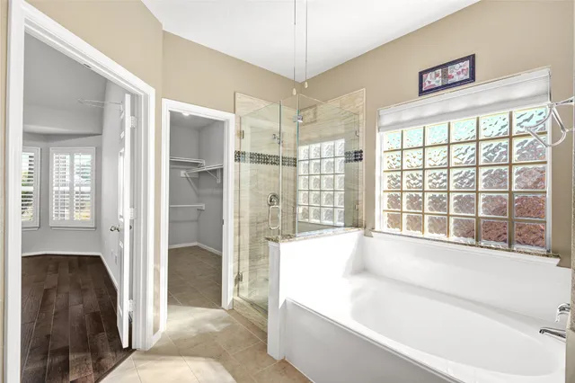 $375,000 | 10806 Shell Creek Court, Houston, TX 77064