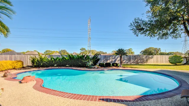 $375,000 | 10806 Shell Creek Court, Houston, TX 77064