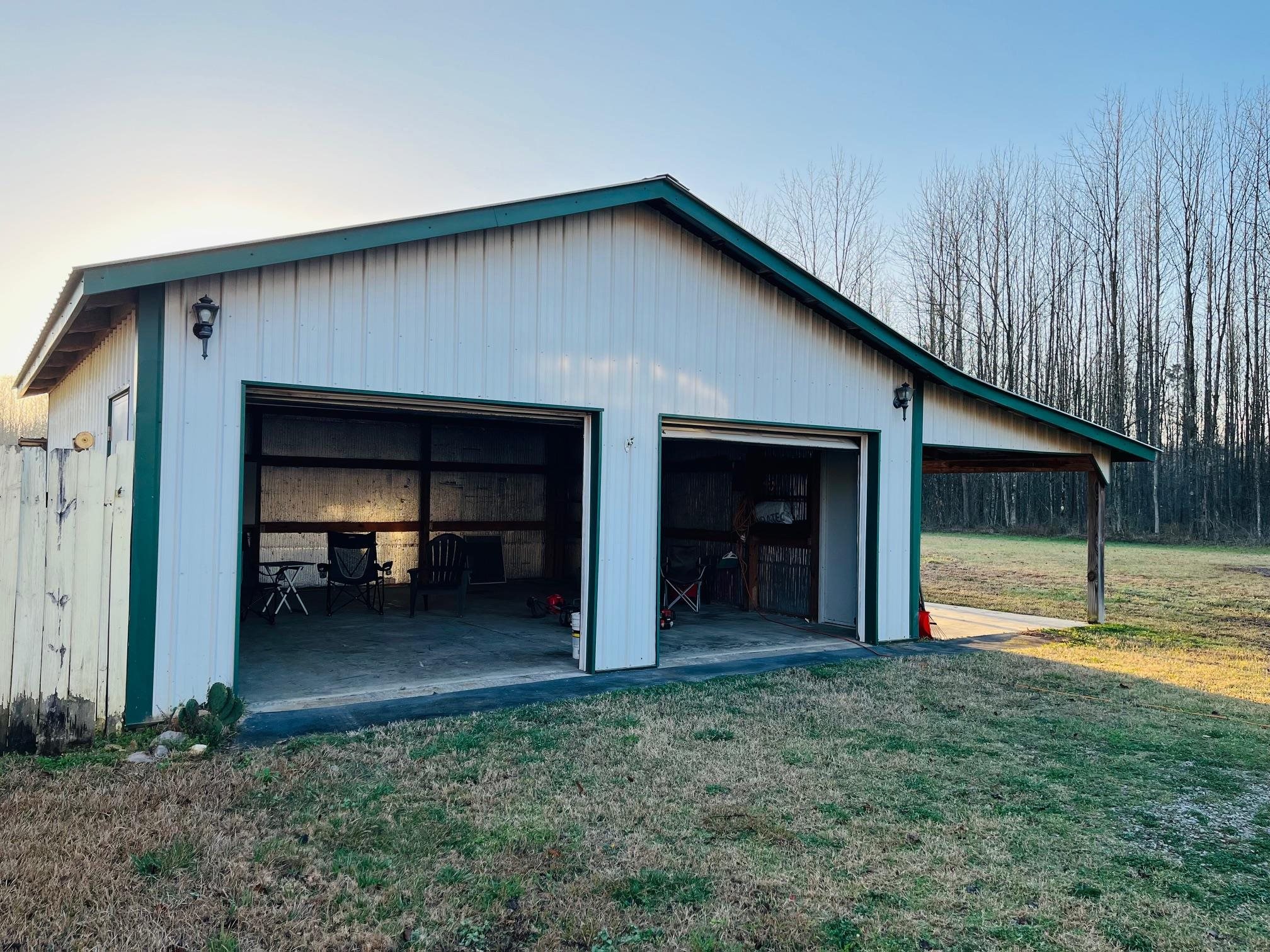 275 Fritton Spur Road Middleton, TN 38052 - Photo 4 of 31 Garage featuring a detached garage