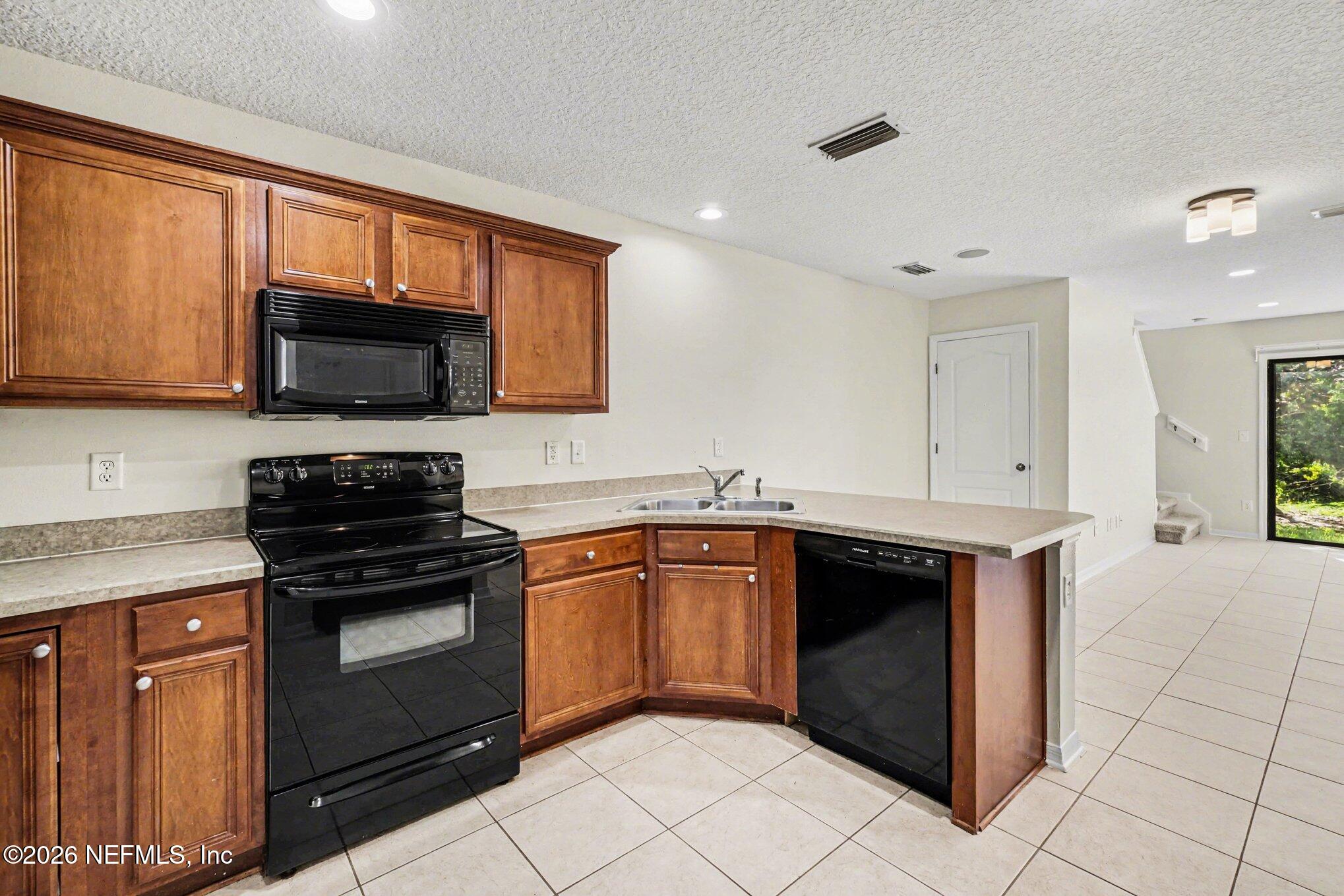 109 Merlot St. Augustine, FL 32084 - Photo 3 of 11 010_file_2817