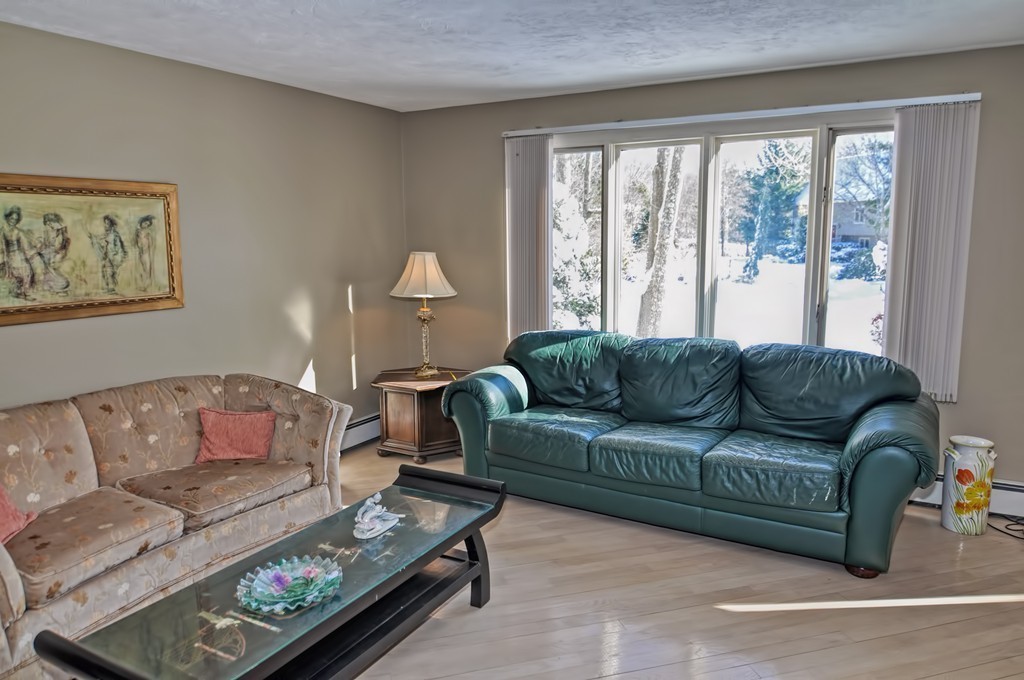 15 Heather Way Sharon, MA 02067 - Photo 9 of 27 Gallery Image 9