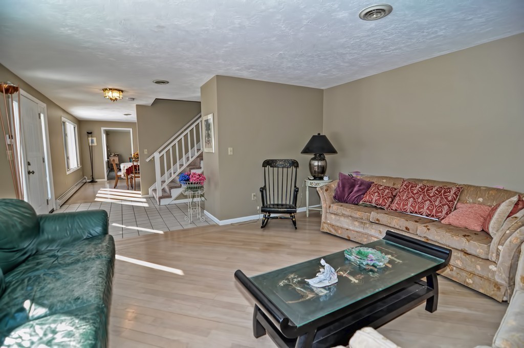 15 Heather Way Sharon, MA 02067 - Photo 10 of 27 Gallery Image 10
