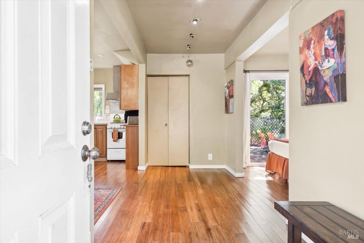 4820 Bennett Valley Road Santa Rosa, CA 95404 - Photo 48 of 65 Studio entryway