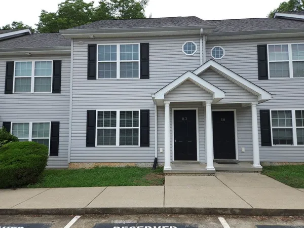 $1,500 | 705 Crestland Avenue, Unit B7, Murfreesboro, TN 37130