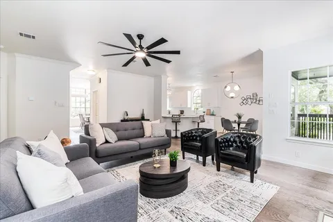 $849,000 | 201 Timpanagos Drive, Lakeway, TX 78734