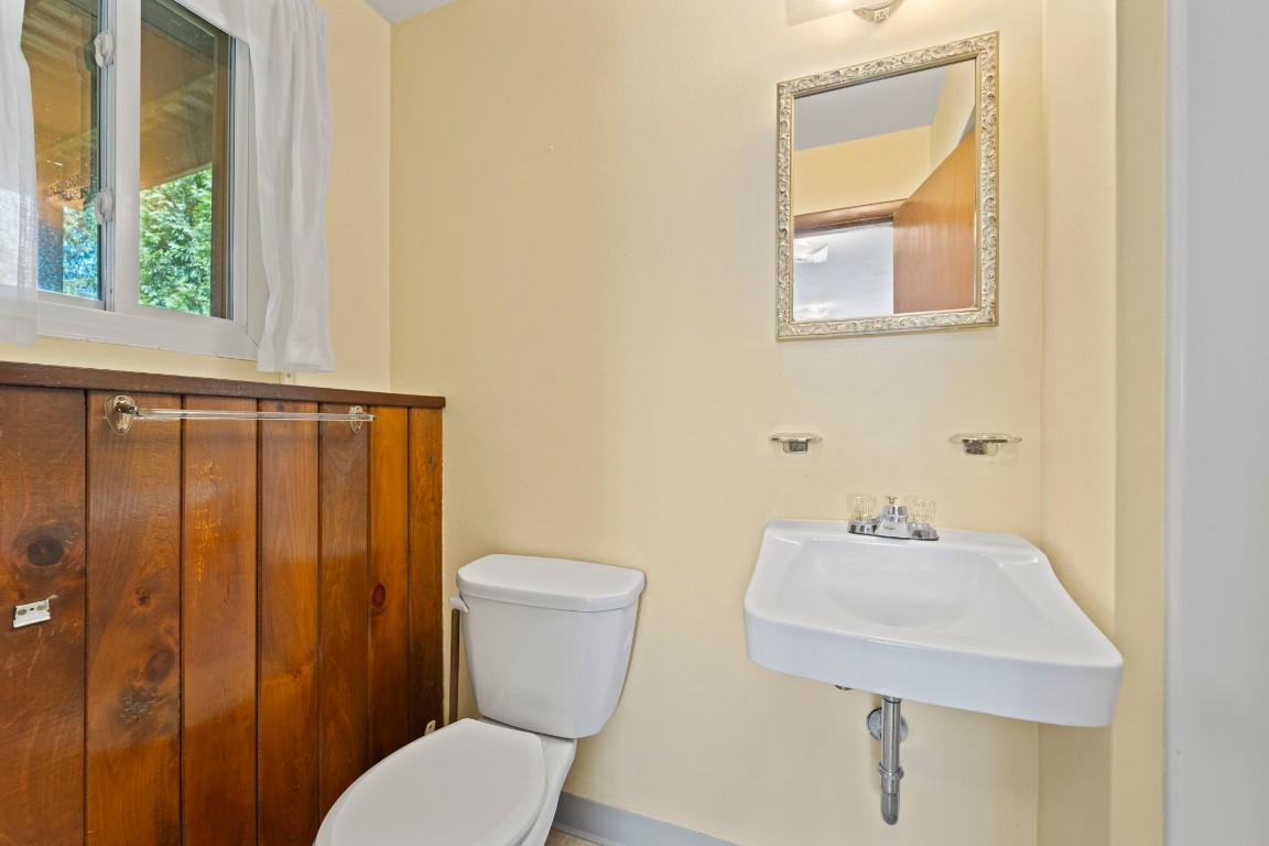 910 Jeanette Road Endicott, NY 13760 - Photo 22 of 32 Gallery Image 22
