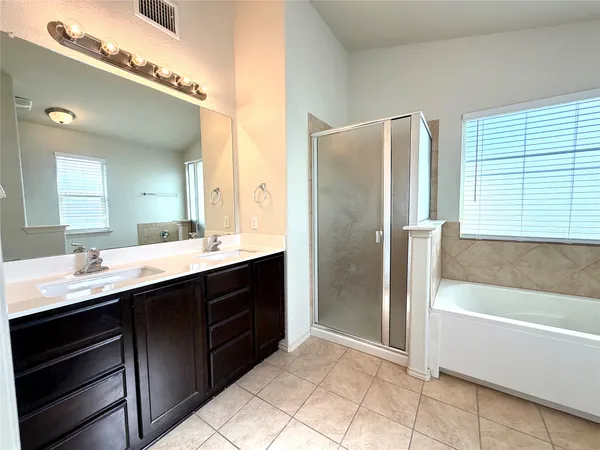 $1,875 | 500 Obsidian Lane, Jarrell, TX 76537