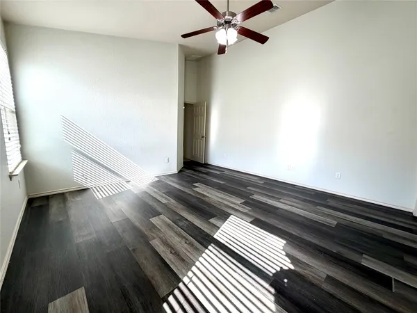 $1,875 | 500 Obsidian Lane, Jarrell, TX 76537