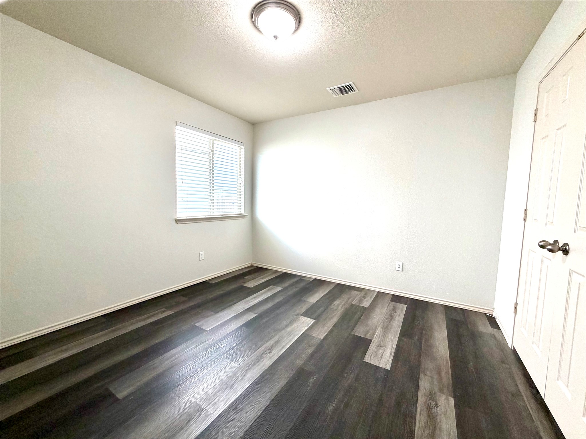 500 Obsidian Lane Jarrell, TX 76537 - Photo 29 of 35