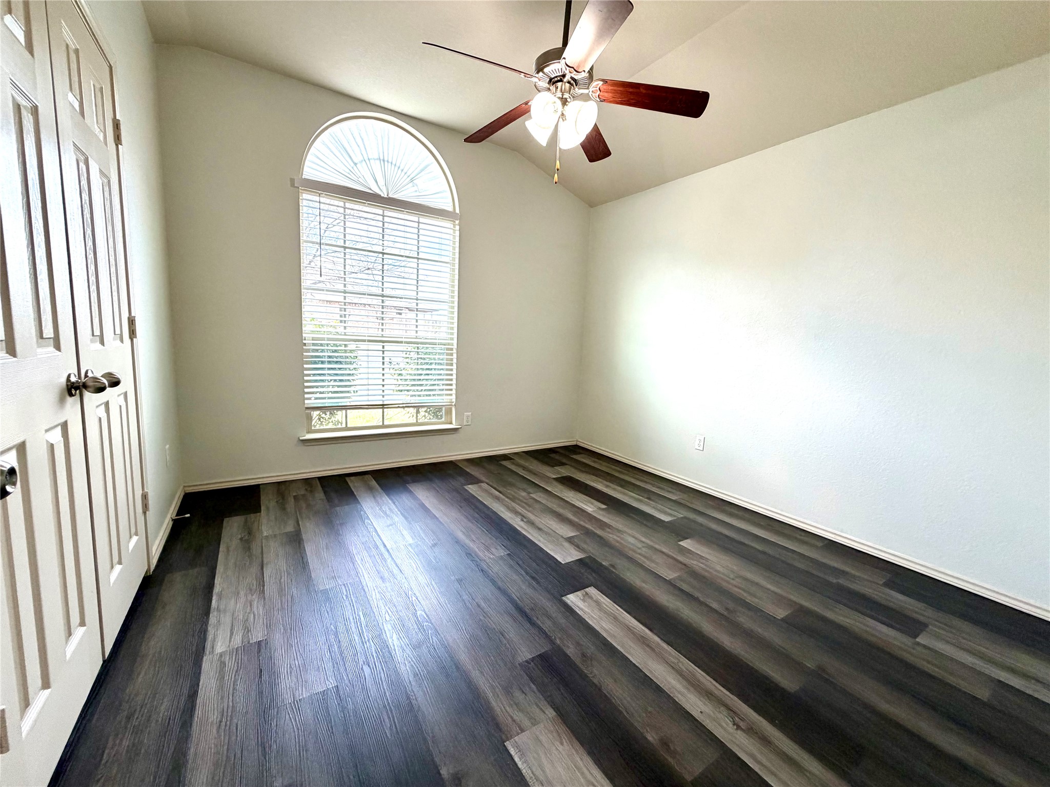 500 Obsidian Lane Jarrell, TX 76537 - Photo 30 of 35