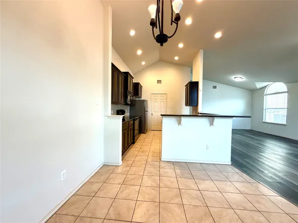 $1,875 | 500 Obsidian Lane, Jarrell, TX 76537