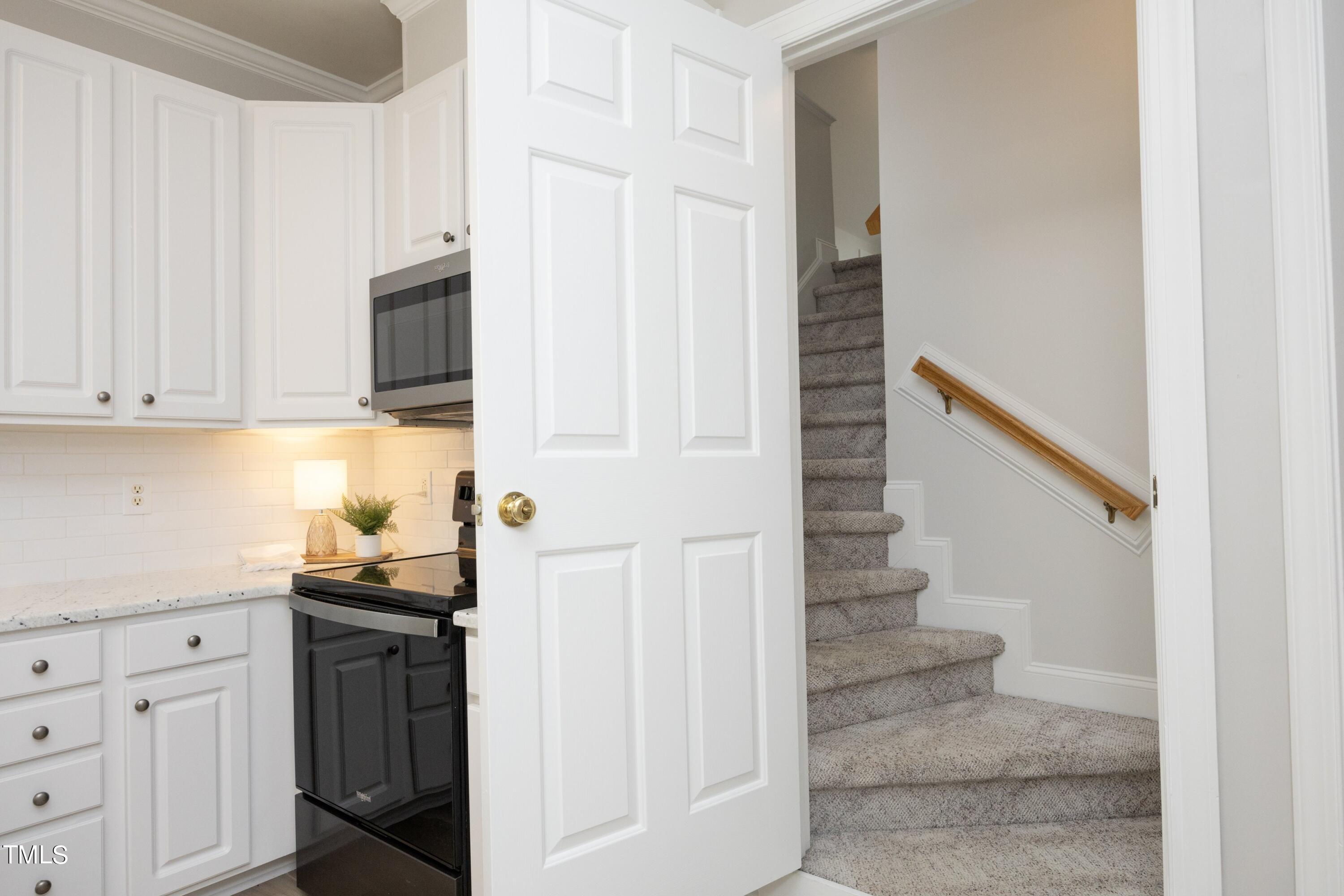 3215 Livia Circle Raleigh, NC 27604 - Photo 17 of 39 18StairsToBonus