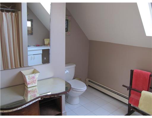 3 High Meadow Road Little Compton, RI 02837 - Photo 17 of 20 Bathroom. 2nd floor bathroom
