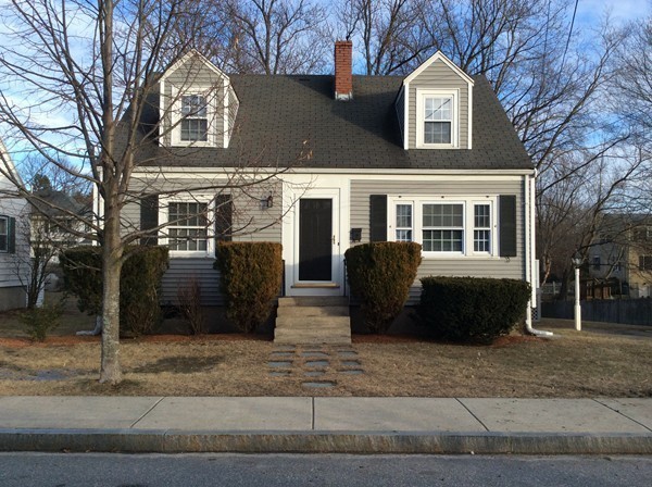 12 Hamilton Road Woburn, MA 01801 - Photo 2 of 29 Gallery Image 2