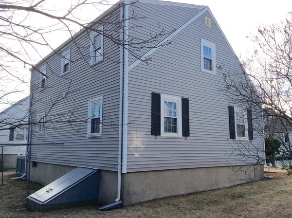 12 Hamilton Road Woburn, MA 01801 - Photo 26 of 29 Gallery Image 26
