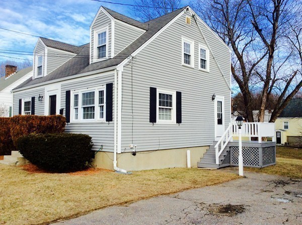 12 Hamilton Road Woburn, MA 01801 - Photo 28 of 29 Gallery Image 28
