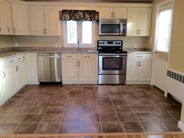 12 Hamilton Road Woburn, MA 01801 - Photo 4 of 29 Gallery Image 4