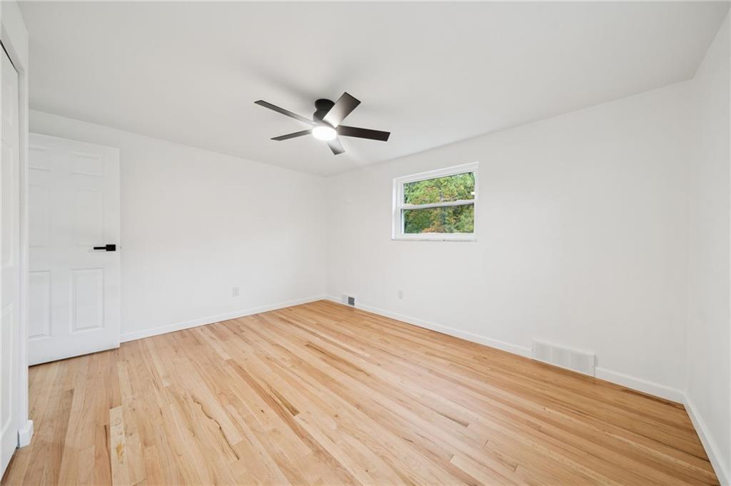 1714 O'Block Road Pittsburgh, PA 15239 - Photo 25 of 36 a view of empty room with wooden floor