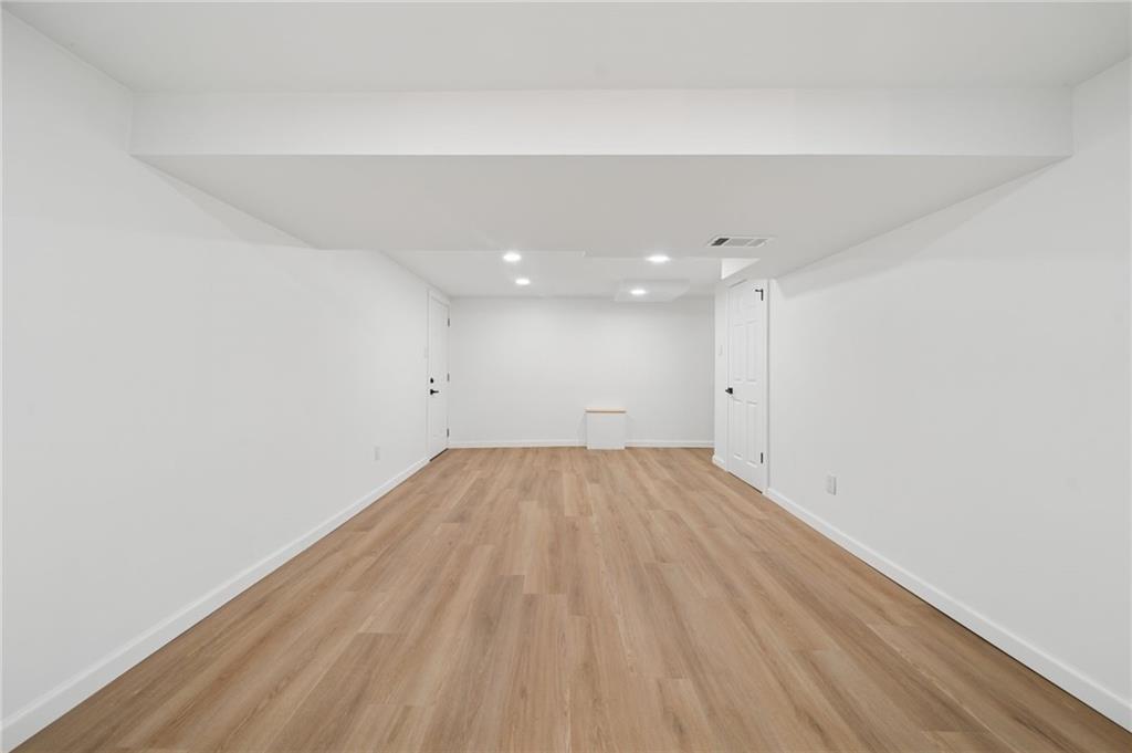 1714 O'Block Road Pittsburgh, PA 15239 - Photo 27 of 36 a view of empty room with wooden floor