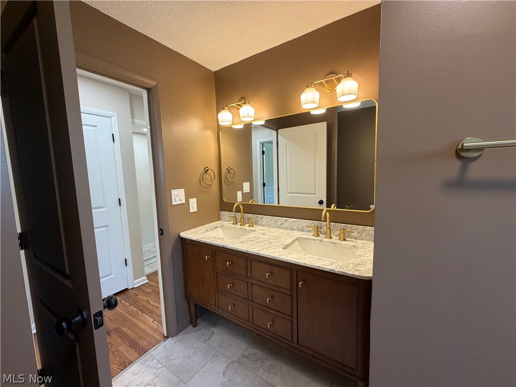 7221 Rosedale Drive Mentor, OH 44060 - Photo 16 of 46