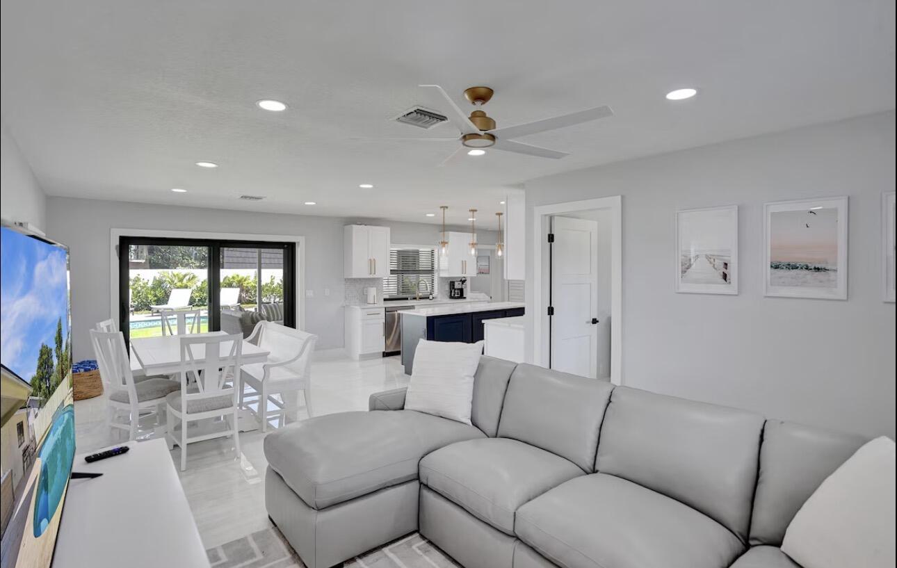 521 Curlew Road Delray Beach, FL 33444 - Photo 6 of 24 IMG_3245
