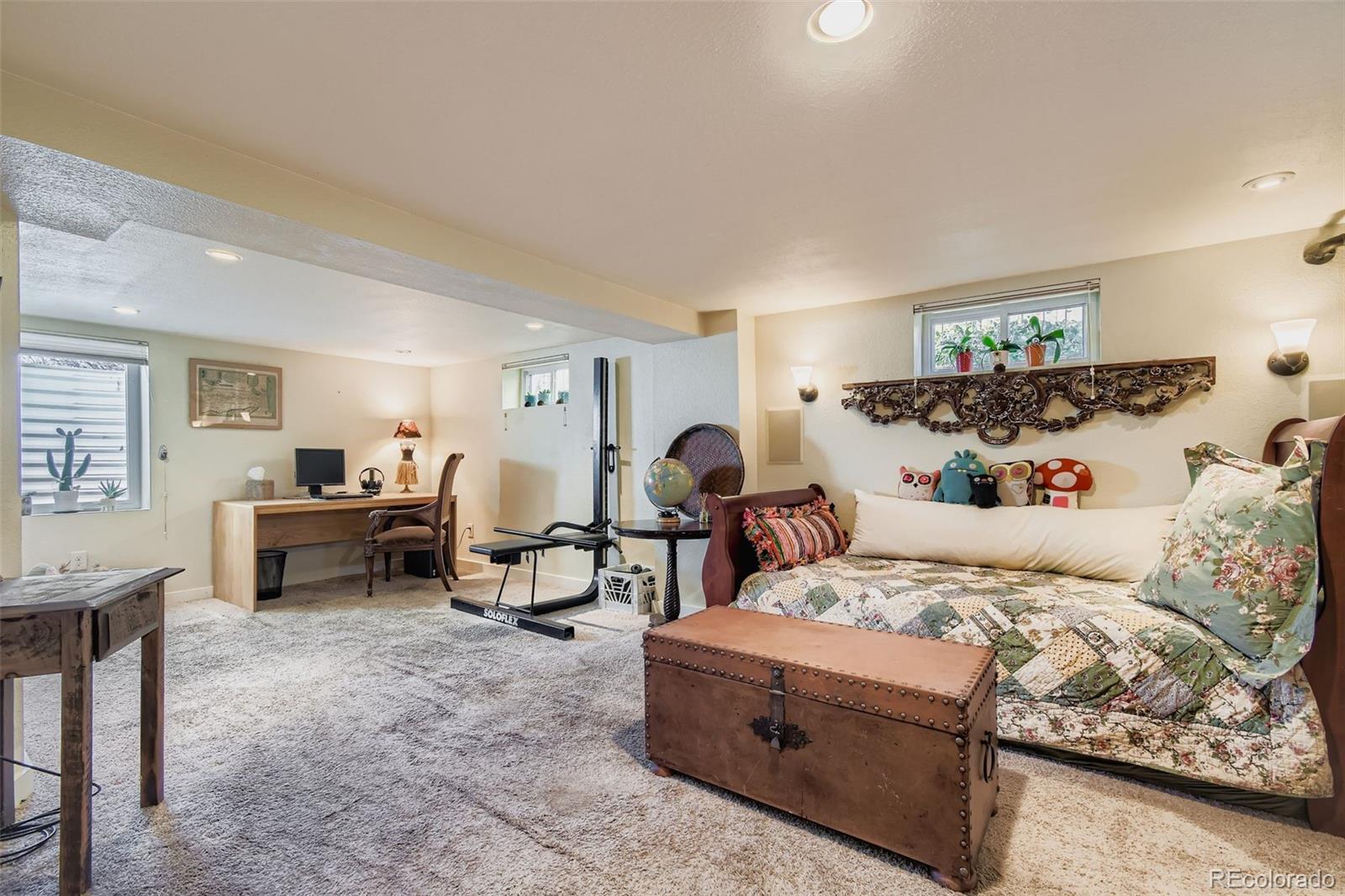 1258 Valentia Street Denver, CO 80220 - Photo 15 of 26