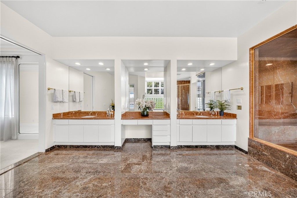 931 Hampton Road Arcadia, CA 91006 - Photo 32 of 51