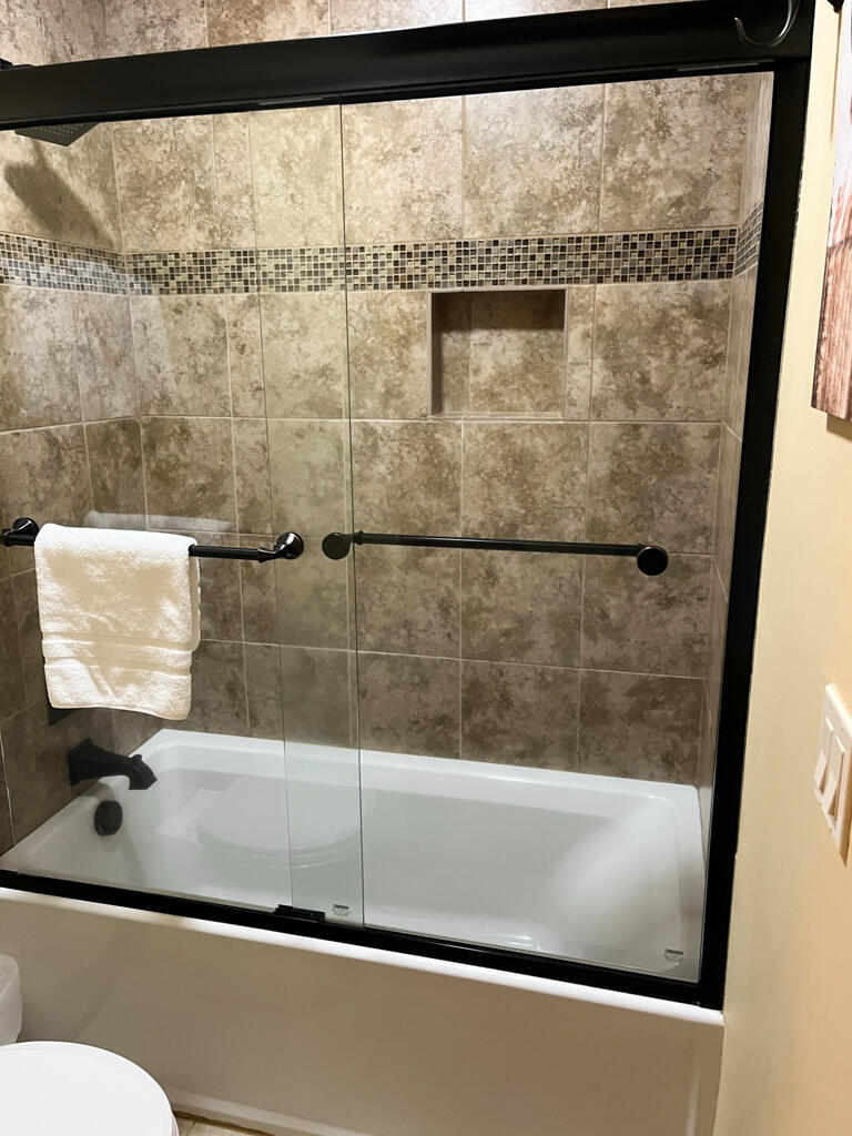 57232 Island Road, Unit 32 Sunriver, OR 97707 - Photo 22 of 26 Sunriver Meadow House 32-25