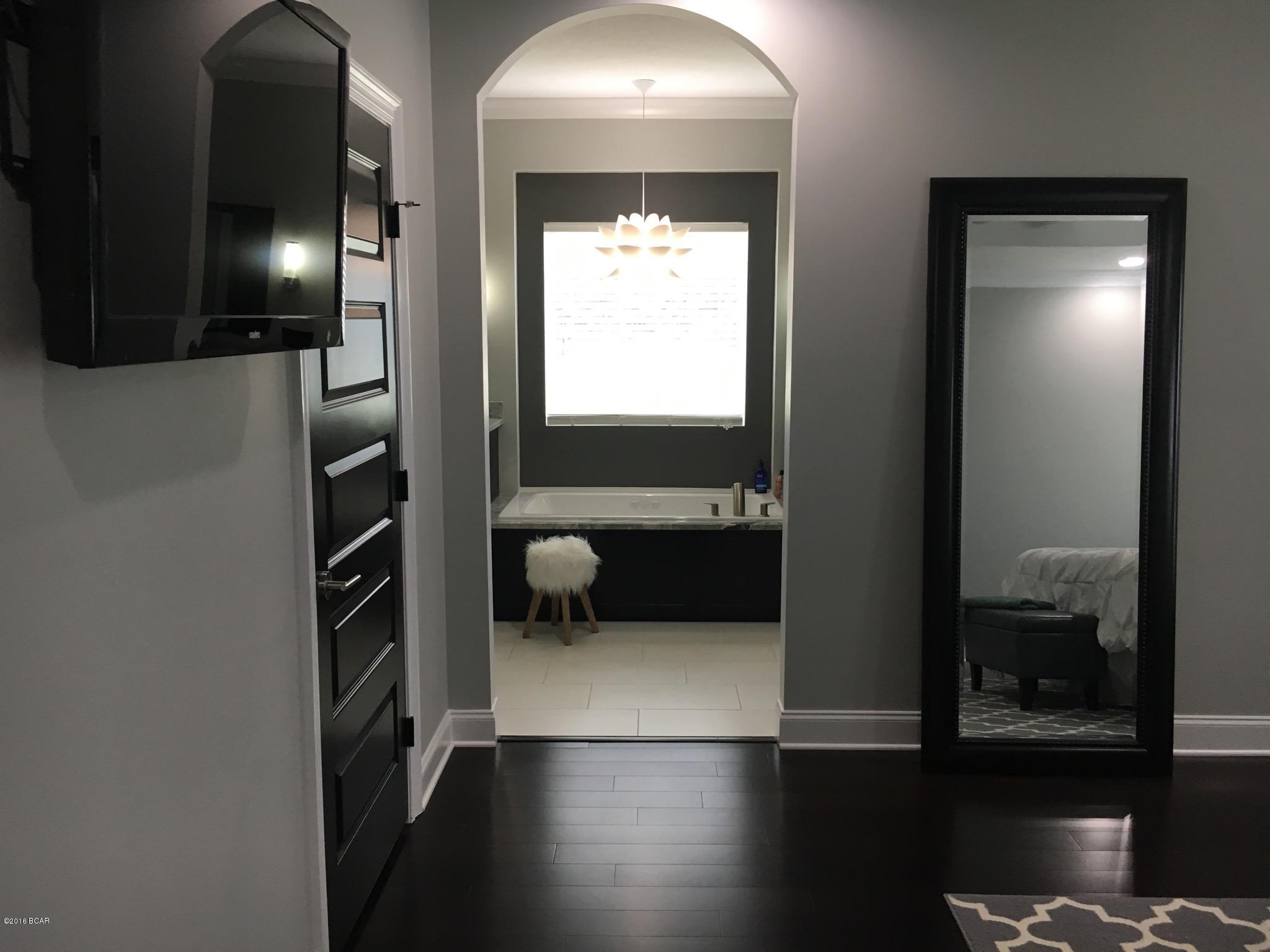 623 Candy Kitchen Road Cottondale, FL 32431 - Photo 4 of 18