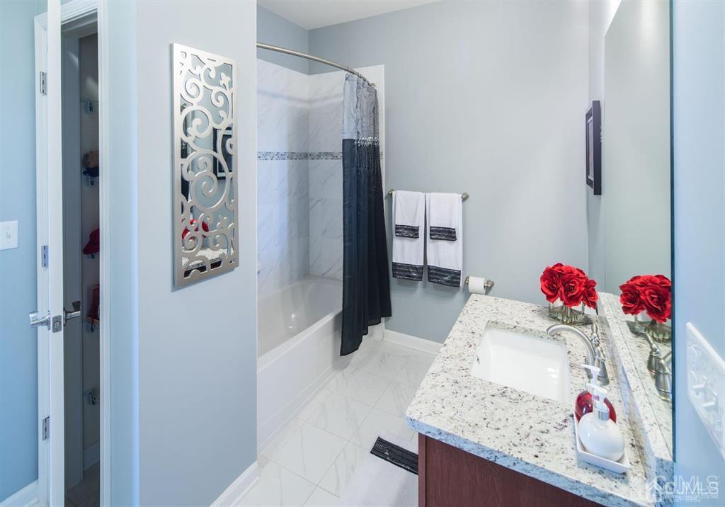 125 West Main Street, Unit 316 Somerville, NJ 08876 - Photo 16 of 17
