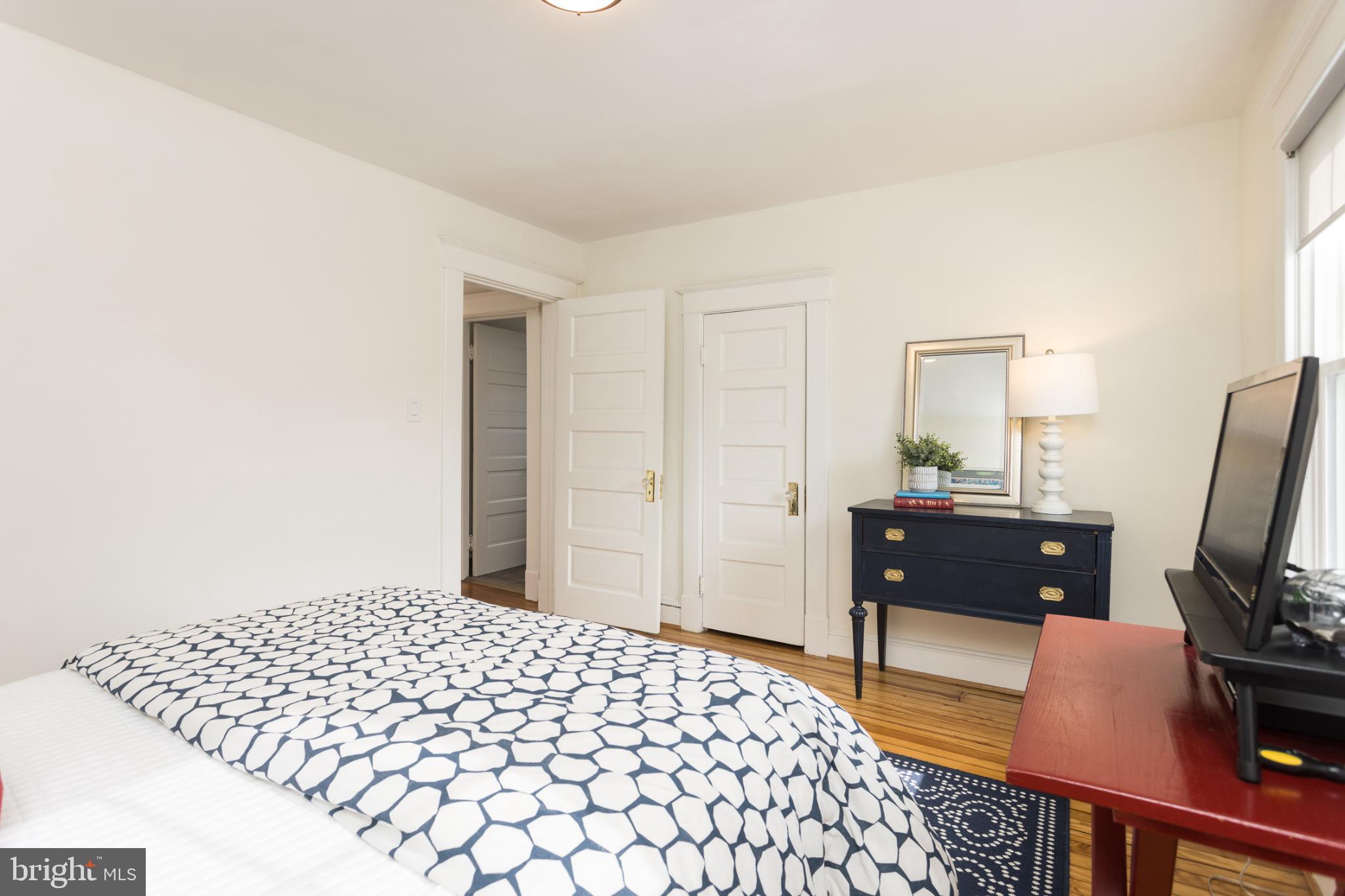 625 Dunkirk Road Baltimore, MD 21212 - Photo 22 of 39 Bright and inviting bedroom retreat.