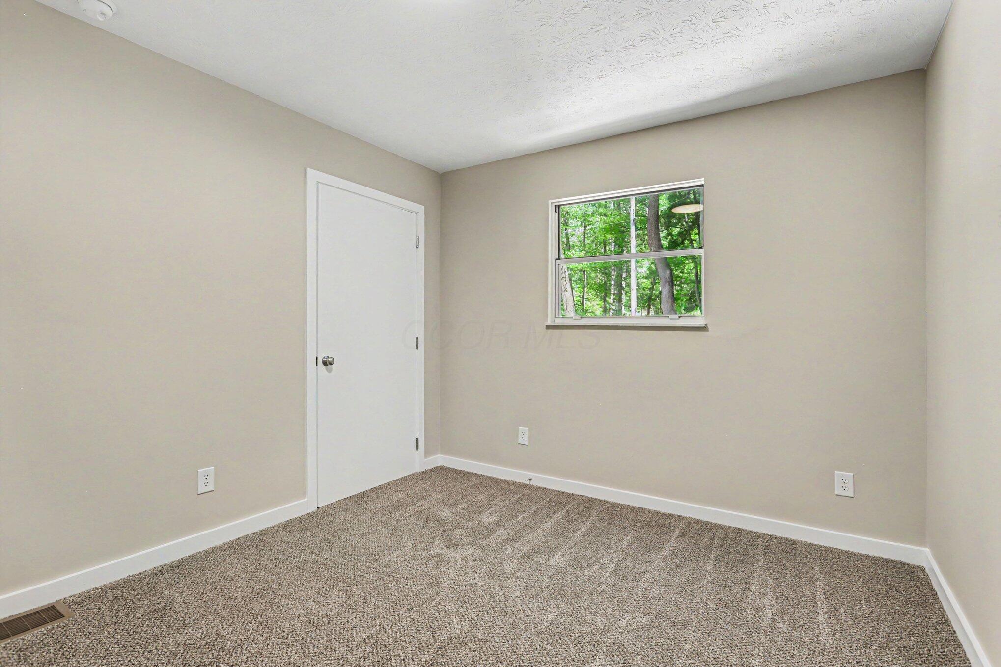 7670 Buckeye Road Southeast Sugar Grove, OH 43155 - Photo 12 of 30 IMG_6408